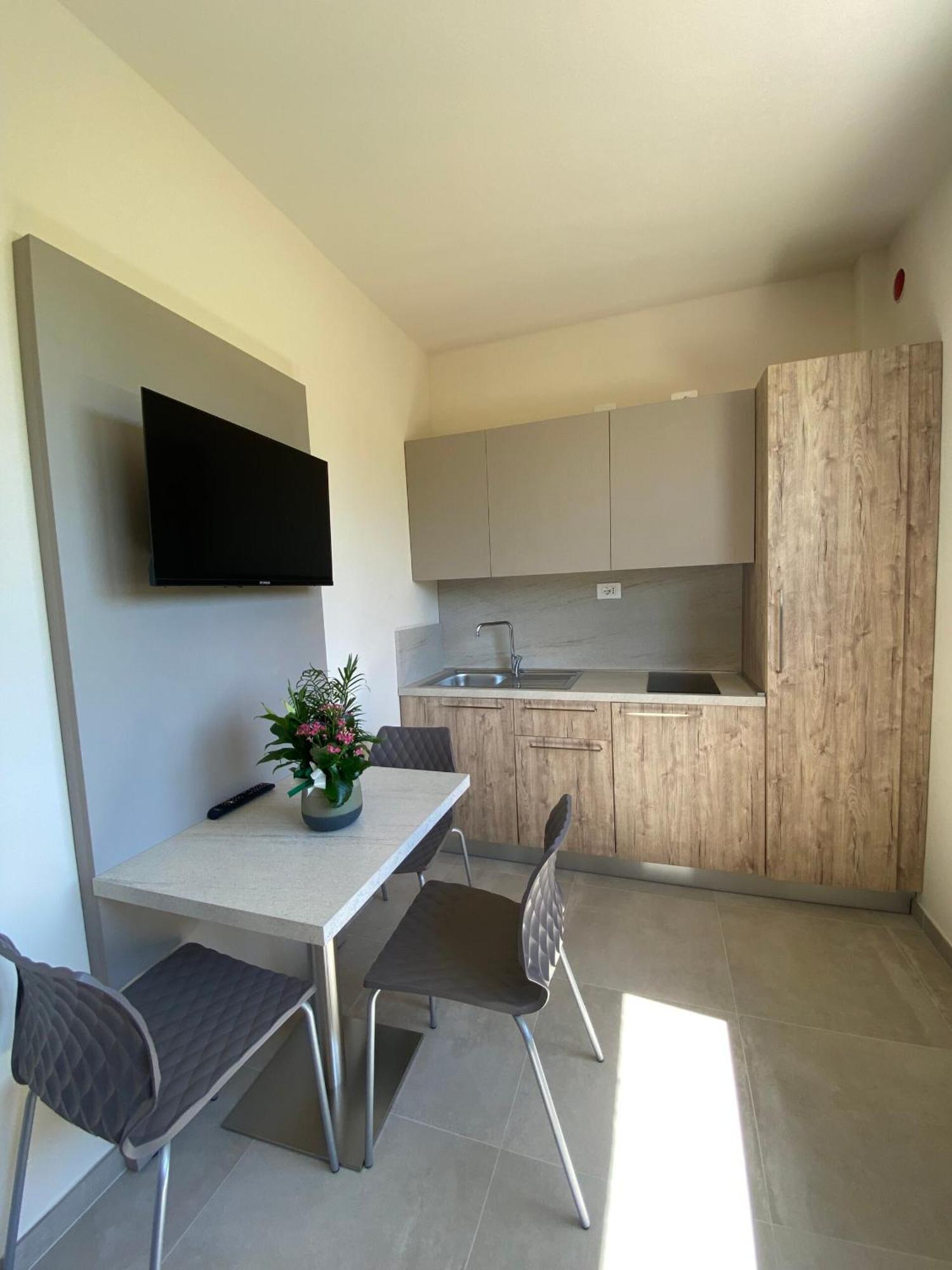 Residence Montefeltro La Torraccia 外观 照片