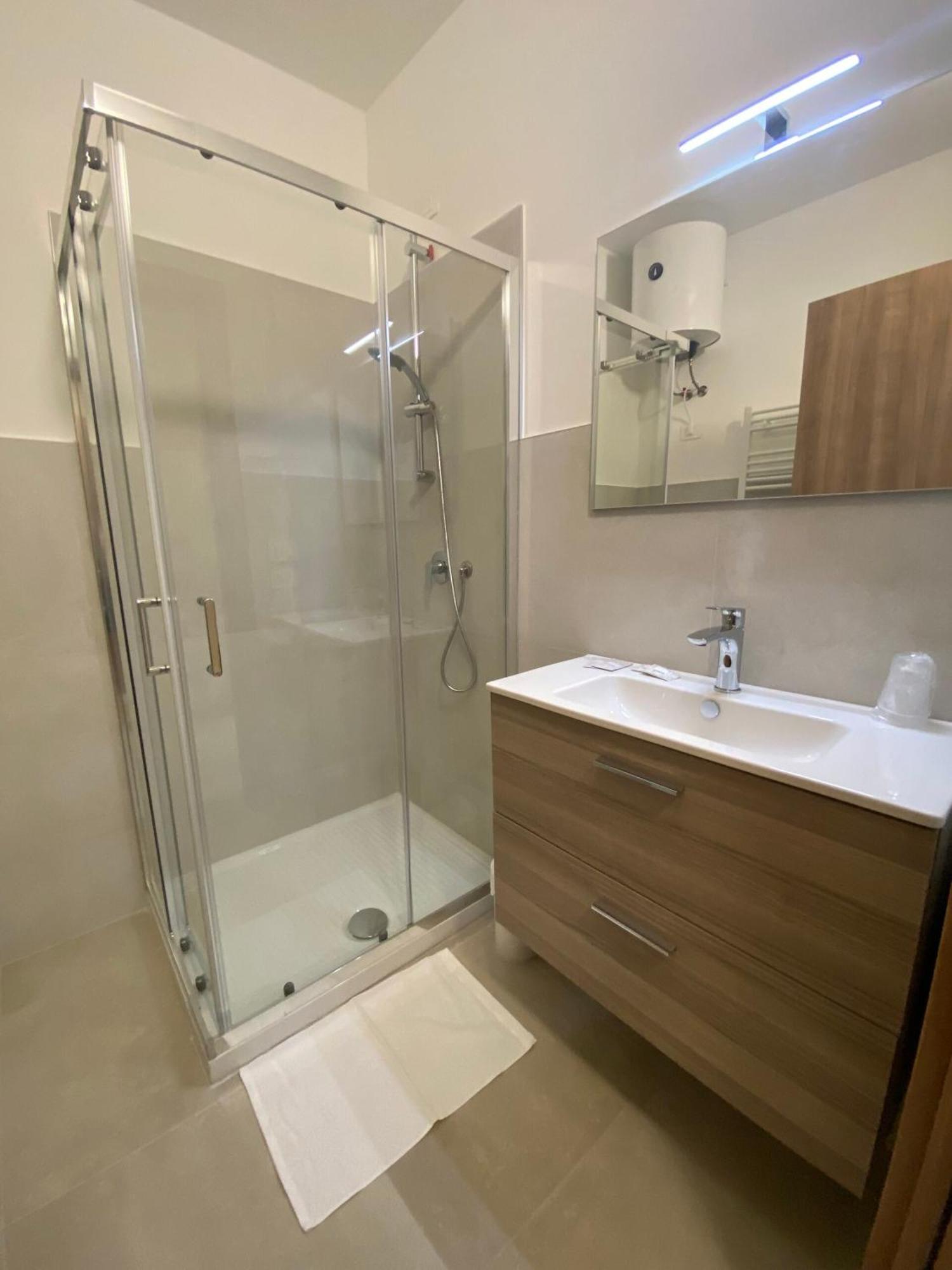Residence Montefeltro La Torraccia 外观 照片