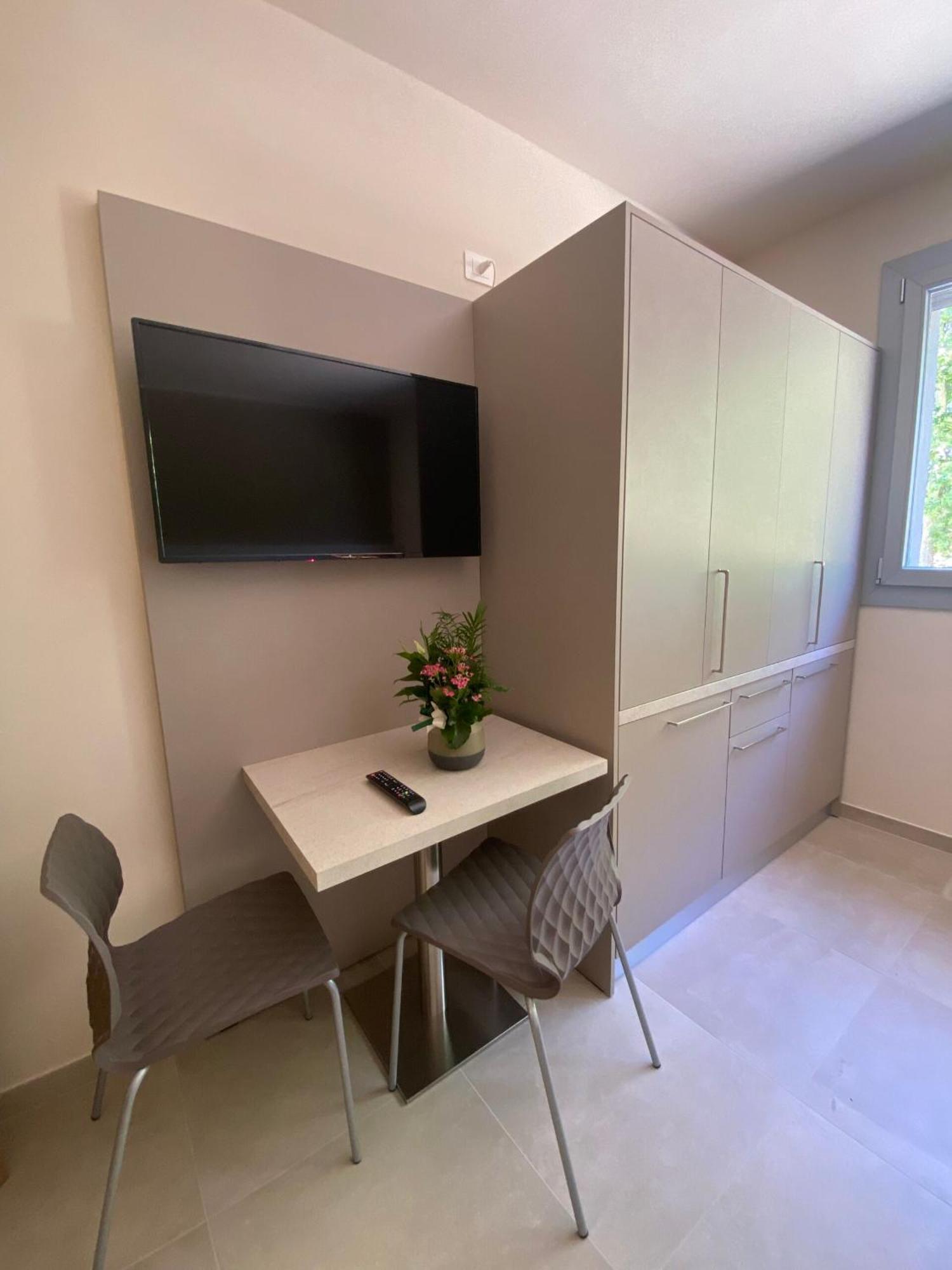 Residence Montefeltro La Torraccia 外观 照片